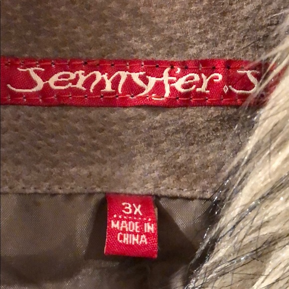 Leather coat . - Picture 7 of 8